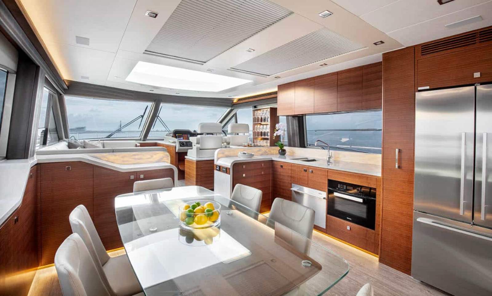 Whitehaven 6500 Coupe