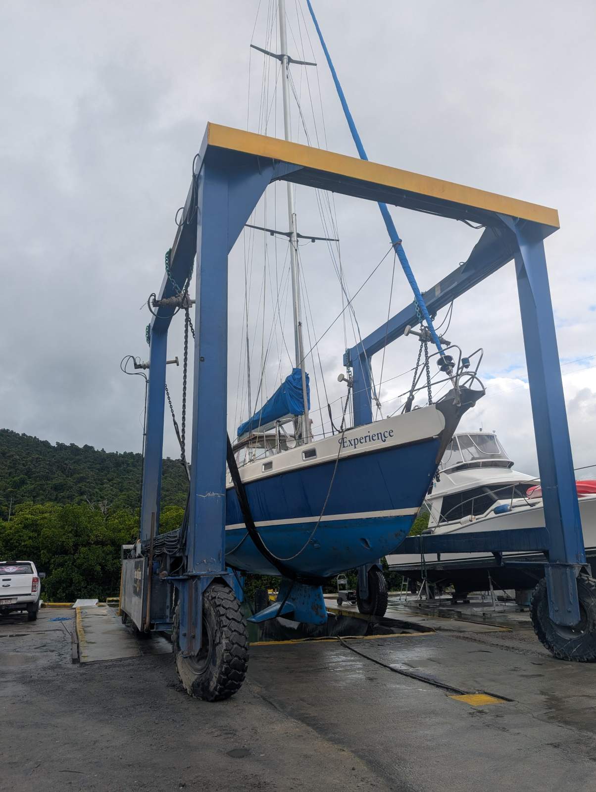 Contest Yachts 41 Yacht Wing Keel GRP