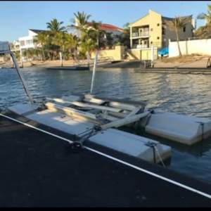 Sunstream Floatlift Dock FL6012D - Just Serviced. New Battery. Brand New An