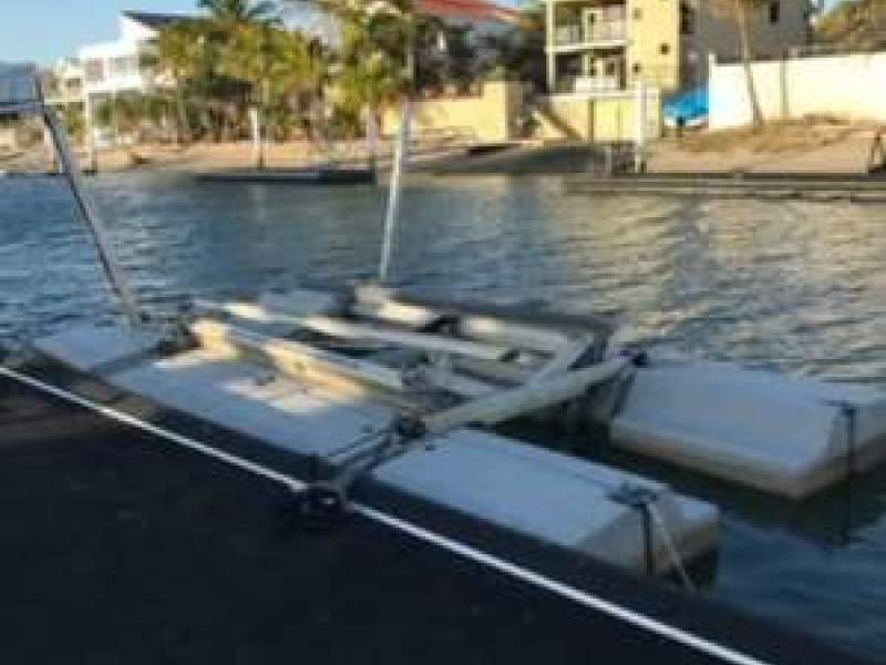 Sunstream Floatlift Dock FL6012D - Just Serviced. New Battery. Brand New An