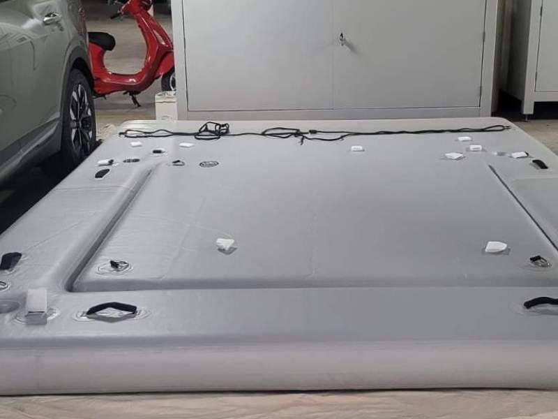 Inflatable Pool Pontoon + Insert - Big Sky - Used Once