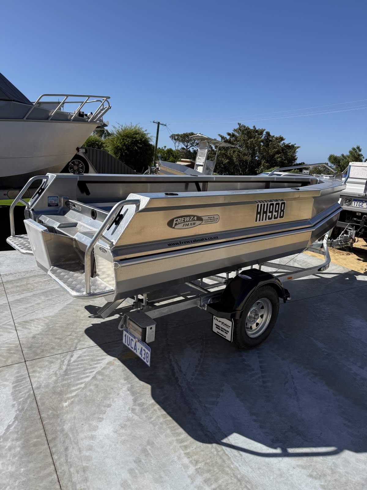 Frewza F14 XW Stabicraft look alike