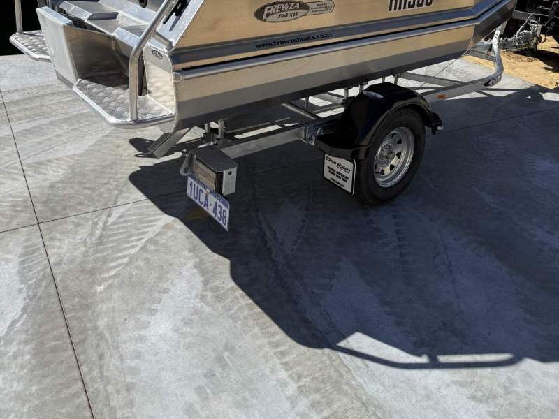 Frewza F14 XW Stabicraft look alike