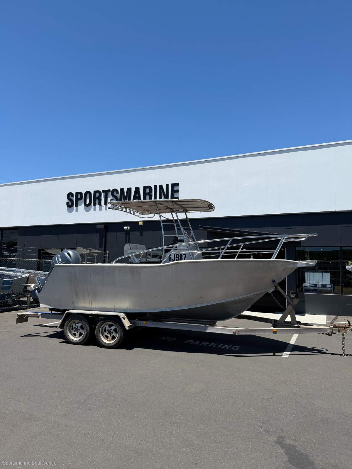 Custom 5.60M Plate Aluminium Centre Console