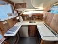Thomascraft 35 Flybridge " NEW STYRE ENGINES ":Galley