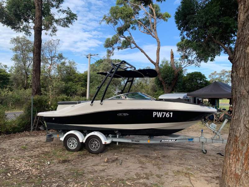 Sea Ray 185 Sport 2010