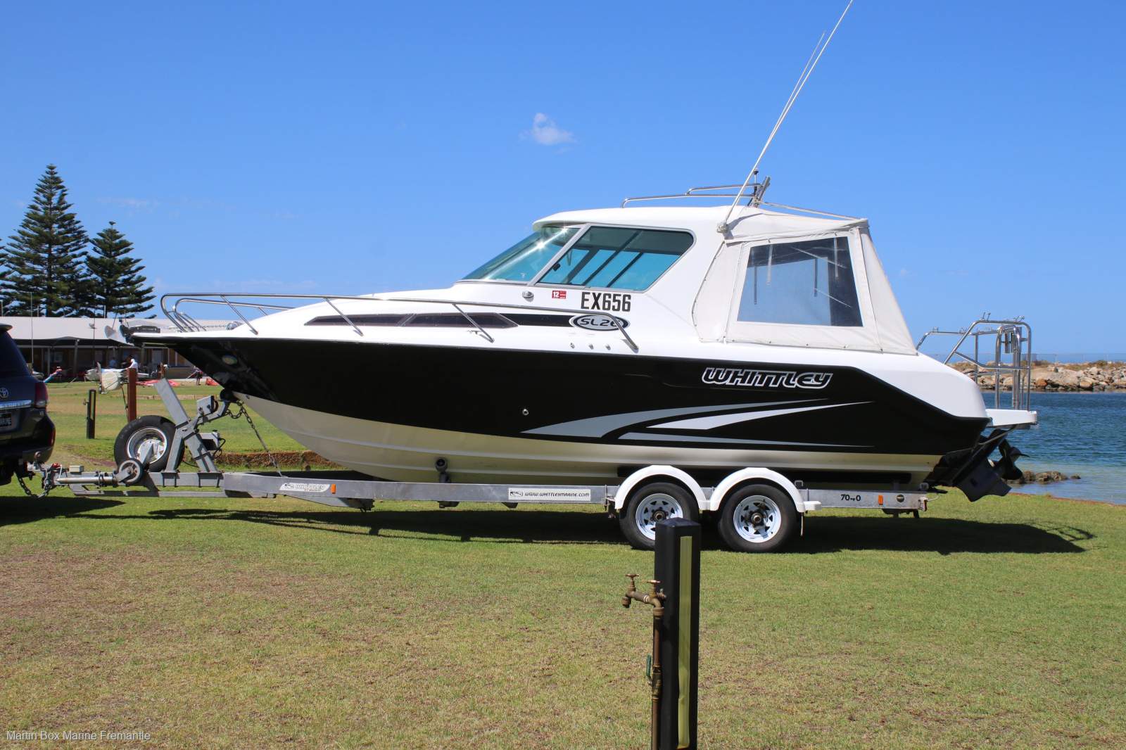 Whittley Sea Legend 26 Hardtop with Only 405 Hours