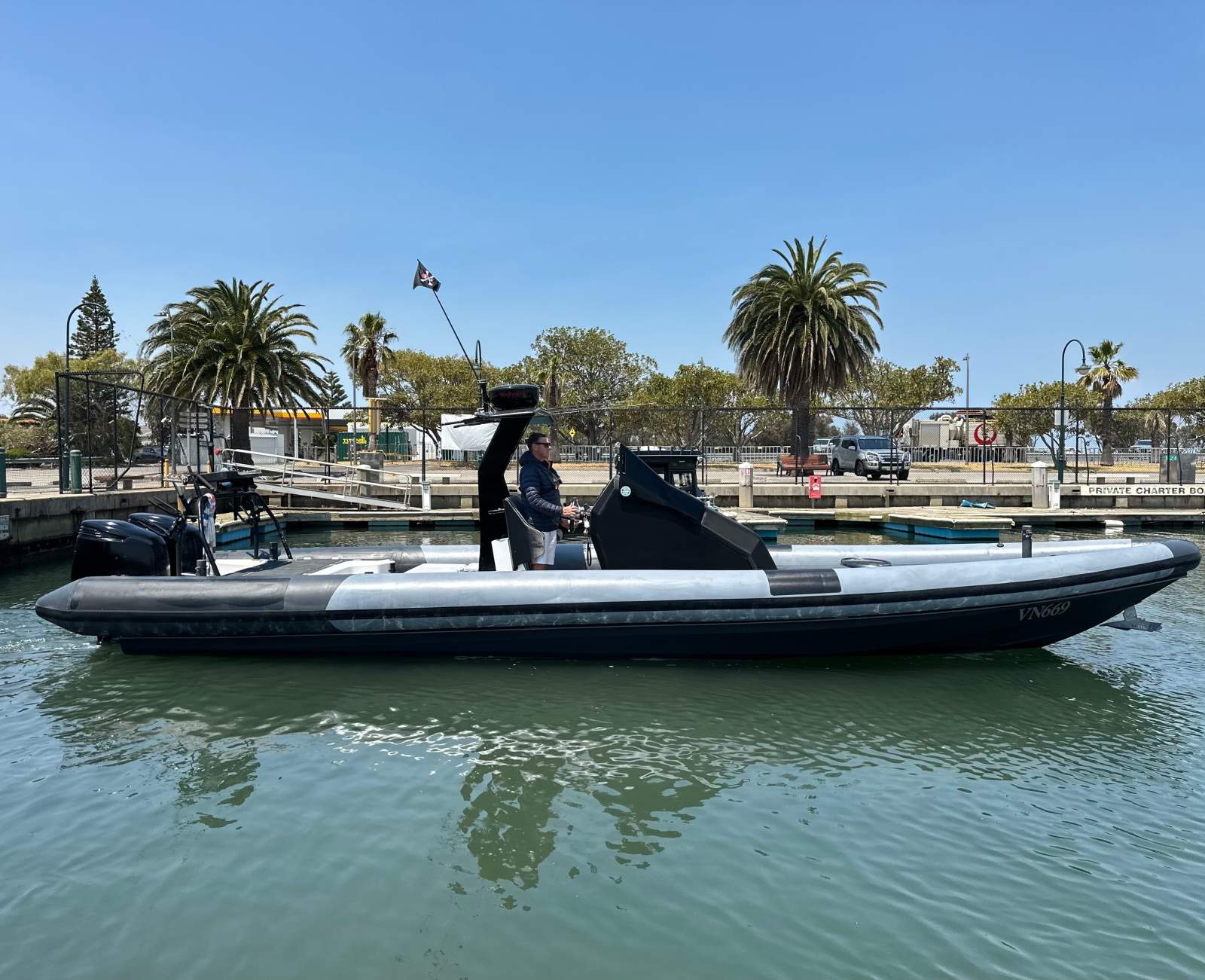 SATOMI HIGH PERFROMANCE 37FT RIB