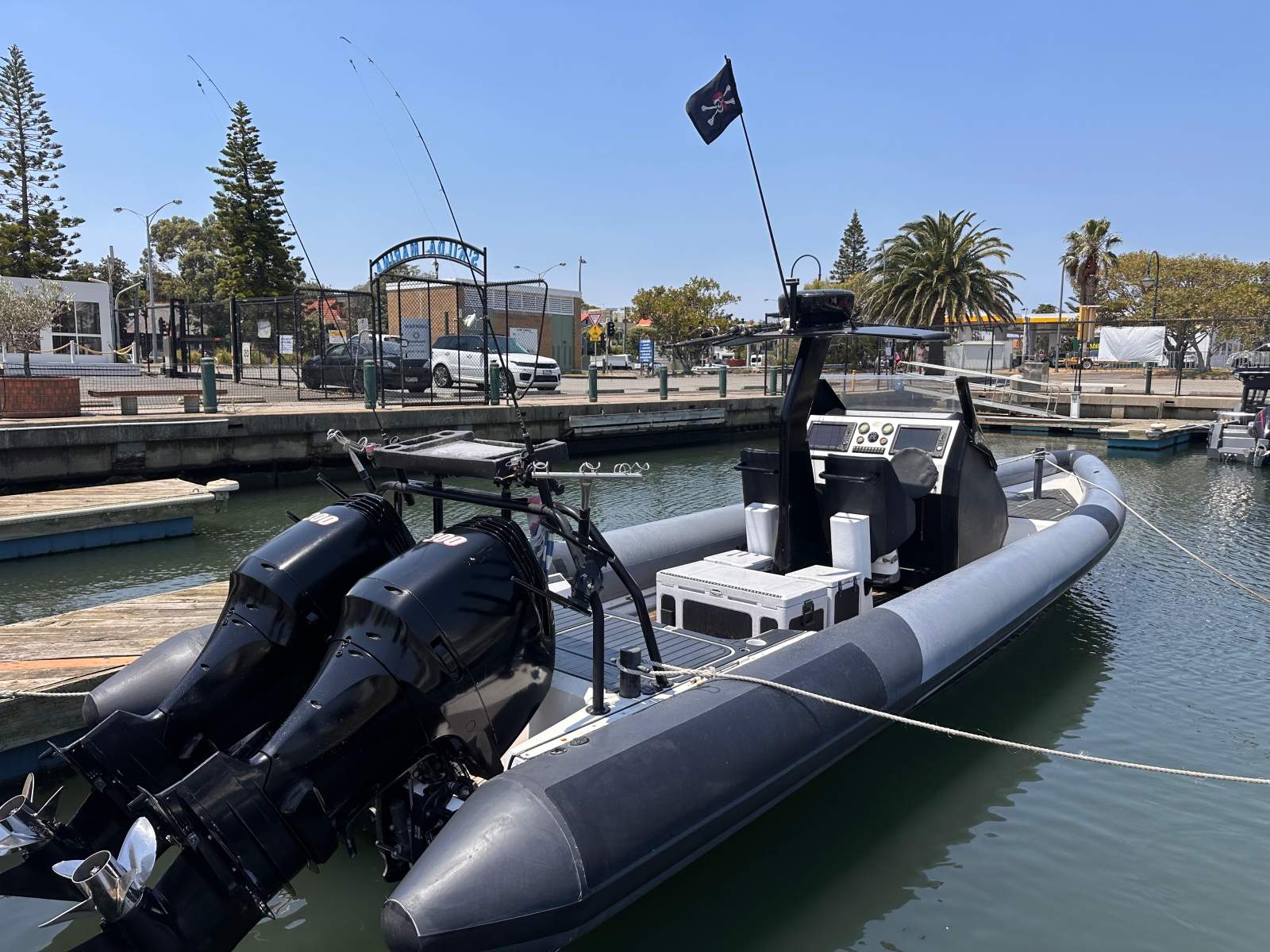 SATOMI HIGH PERFROMANCE 37FT RIB