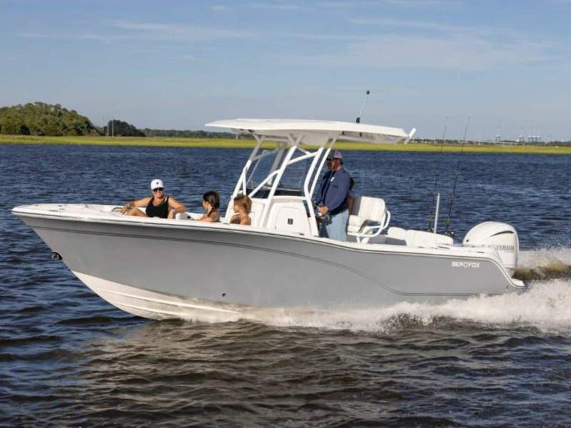 Sea Fox 248 Commander