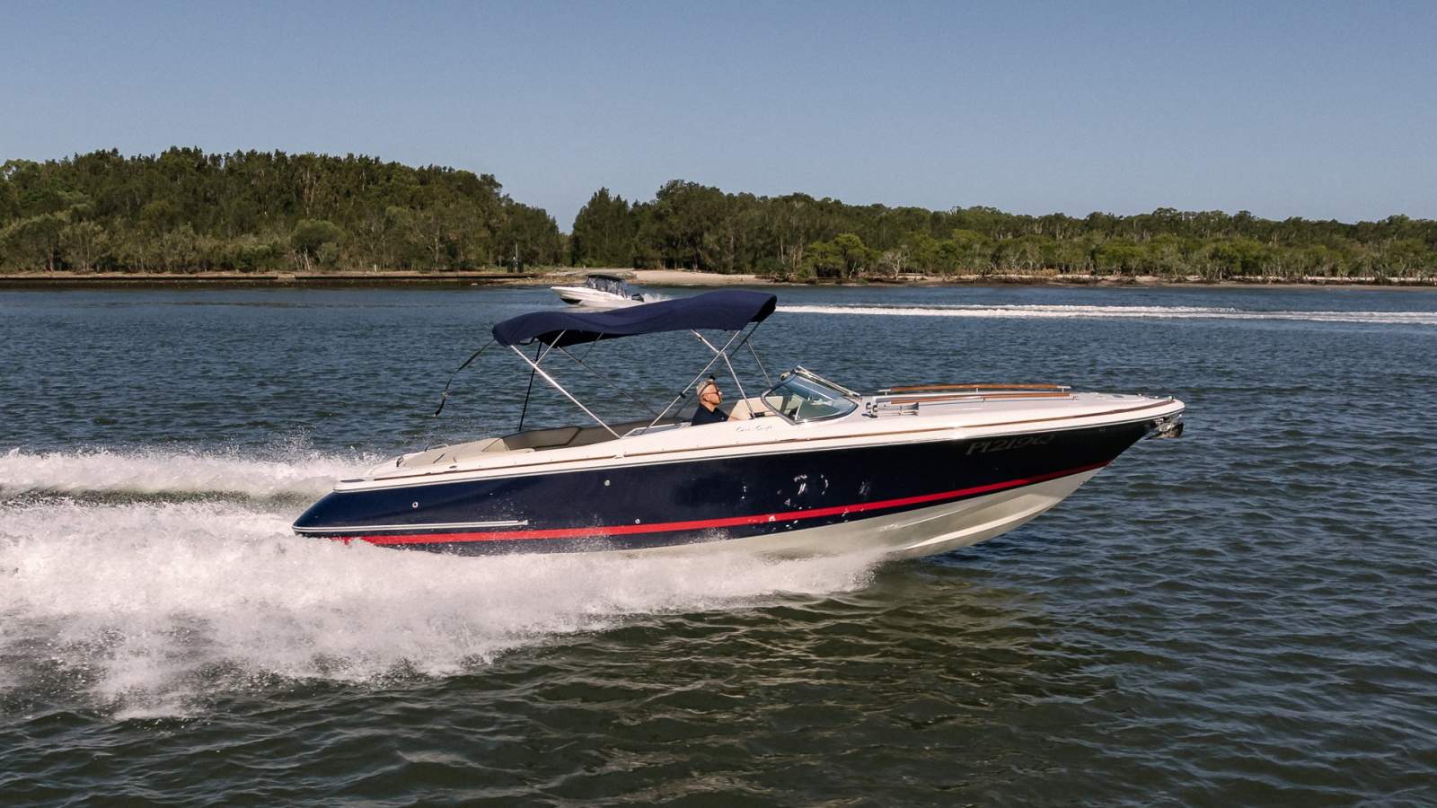 Chris Craft Corsair 28