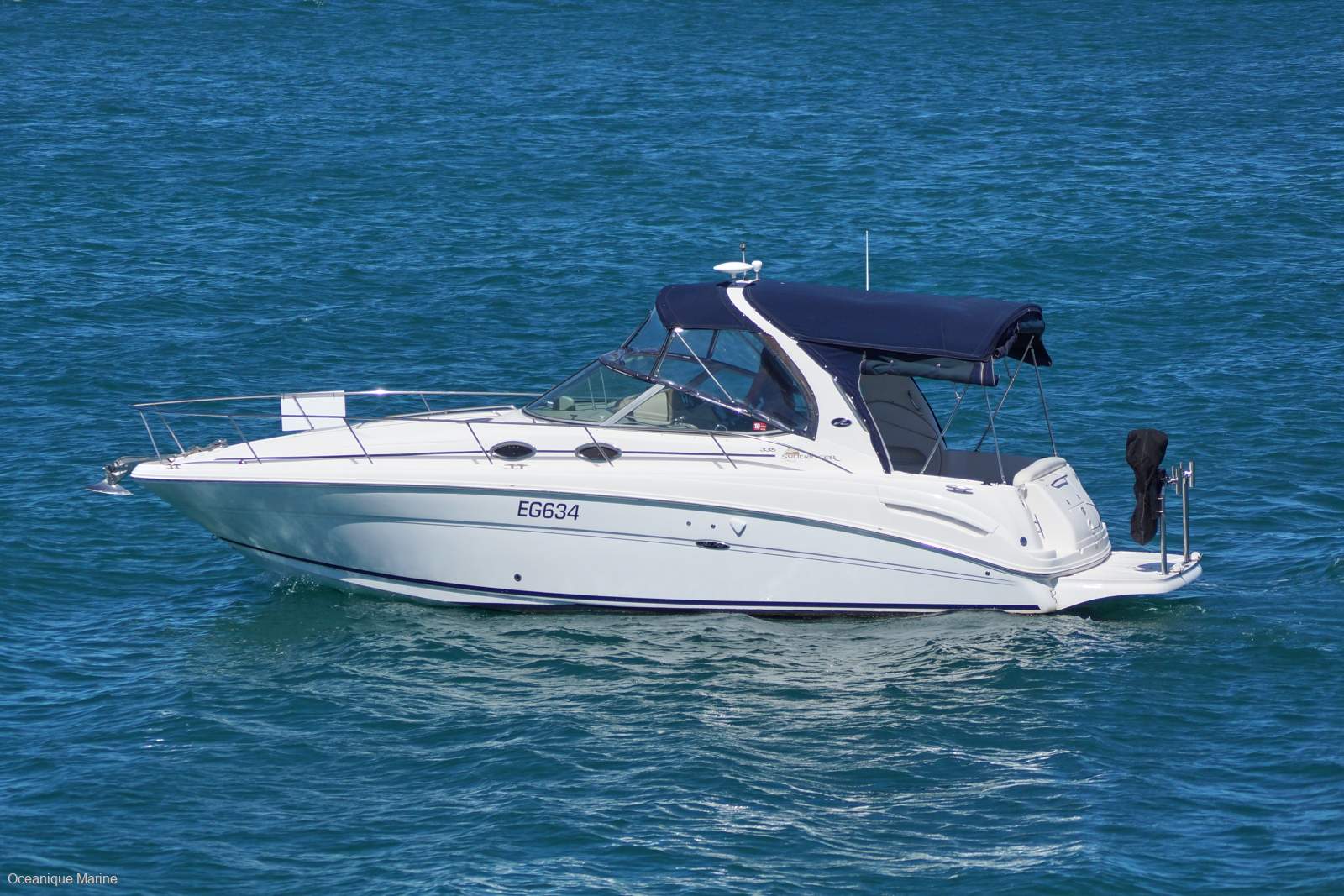 Sea Ray 335 Sundancer With pen at Mindarie Marina (If required)