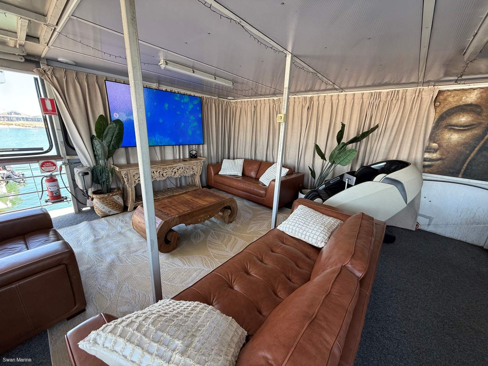 Custom Pontoon 18.3m