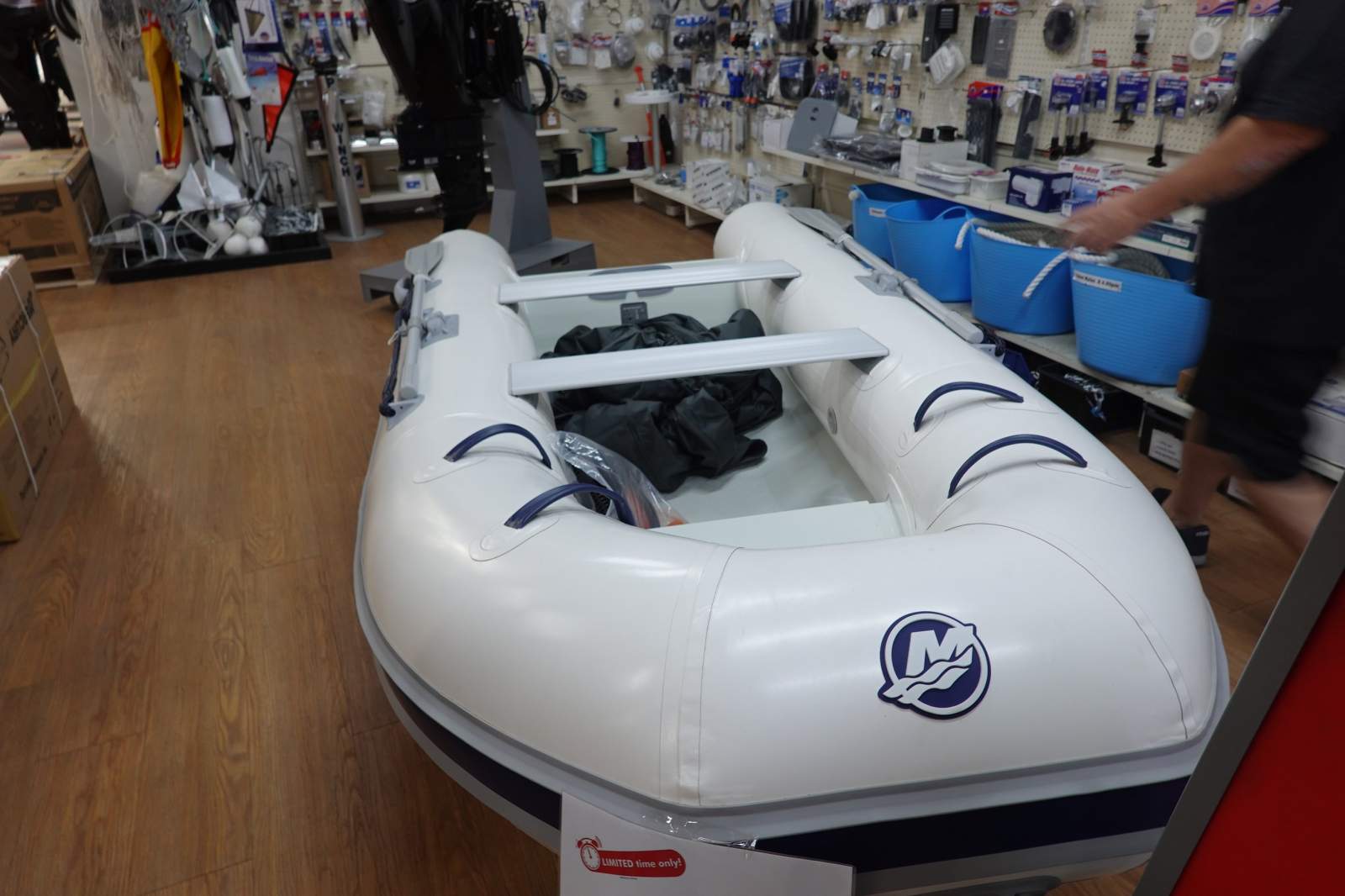 New Mercury 320 Aluminium RIB