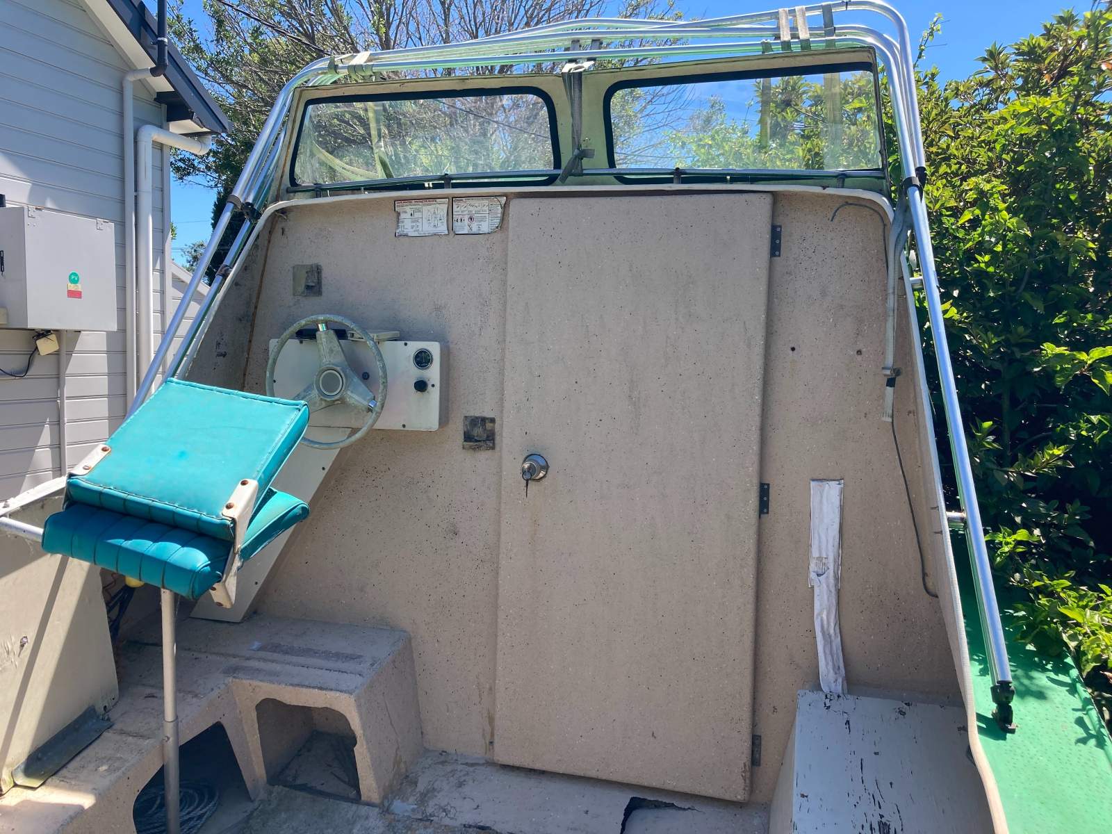 Boat 20 ft Caravan ?? Built in Trailer ?? (Sydney)