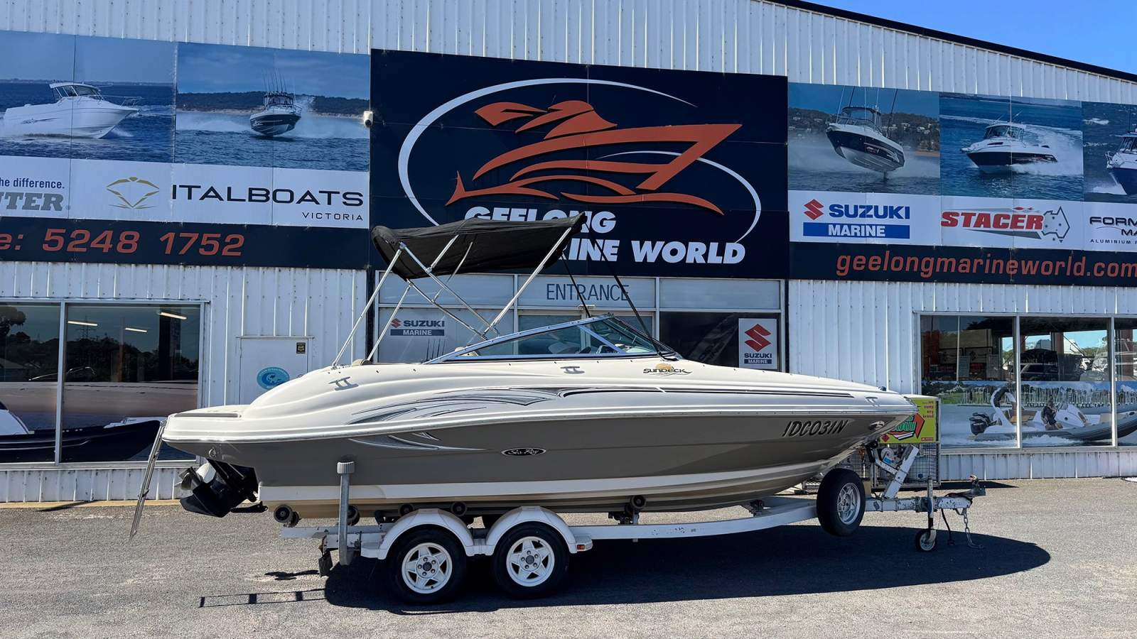Sea Ray 200 Sundeck
