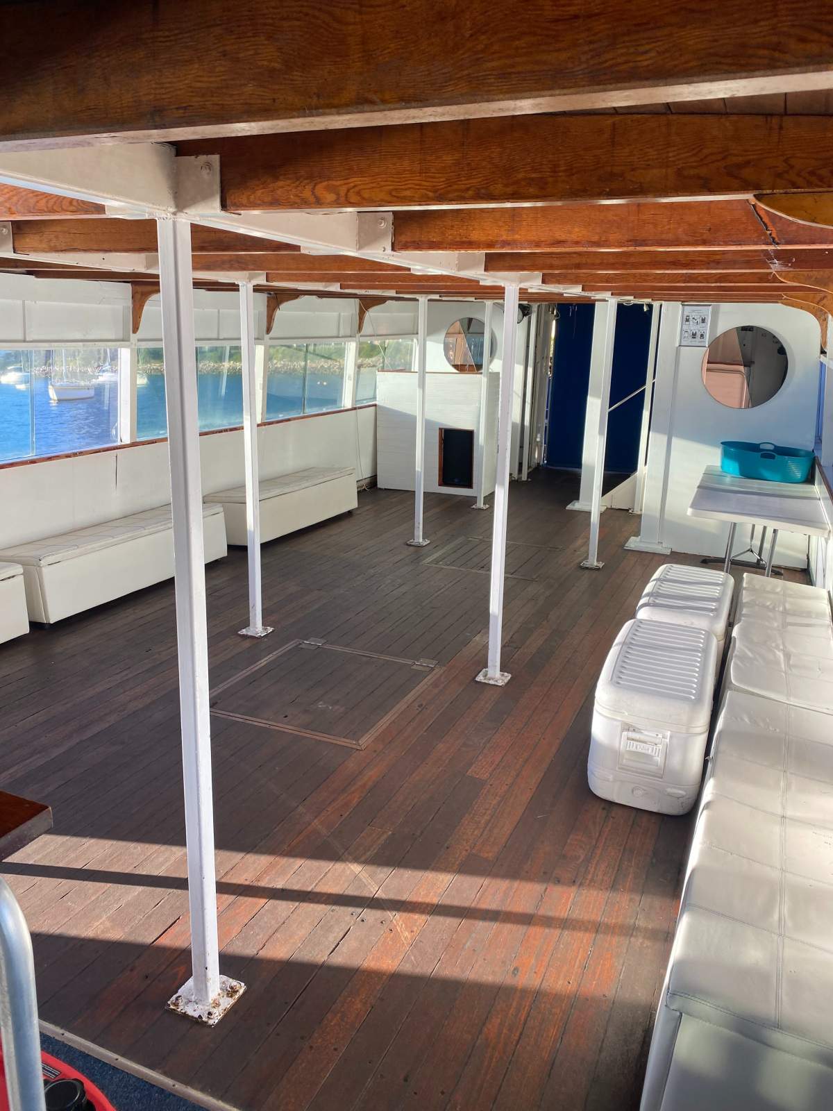 COMMERCIAL SURVEY Party Boat