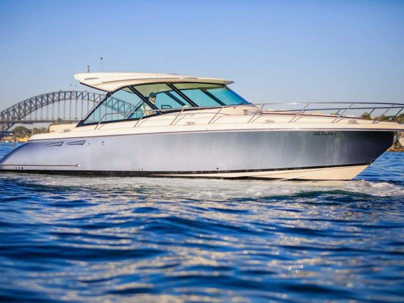 Chris Craft Corsair 36 Hardtop