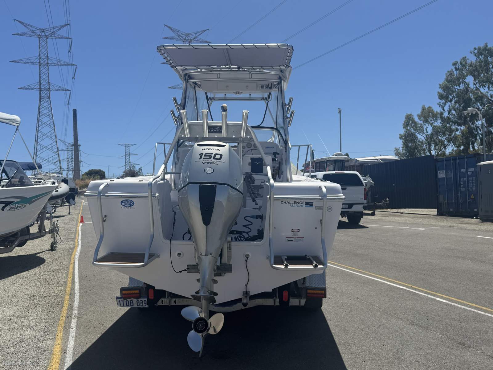 Pro-line 20 Express 2009 Model very neat and tidy. 150hp Honda 4str