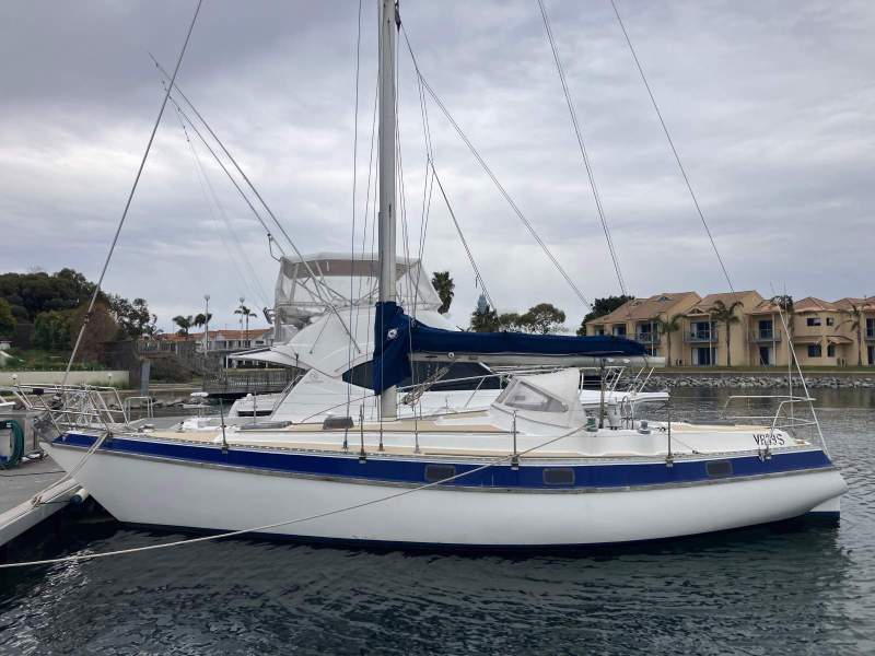 Duncanson 37 Centre Cockpit