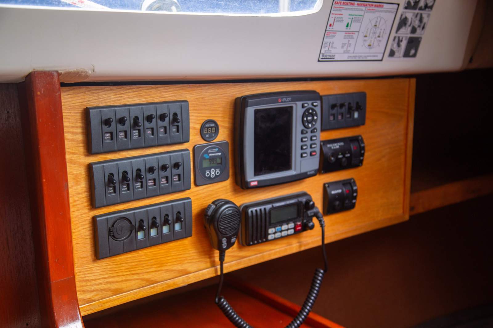 Used Traditional 30 Extensively Upgraded, Impressive Cruiser/racer! for ...