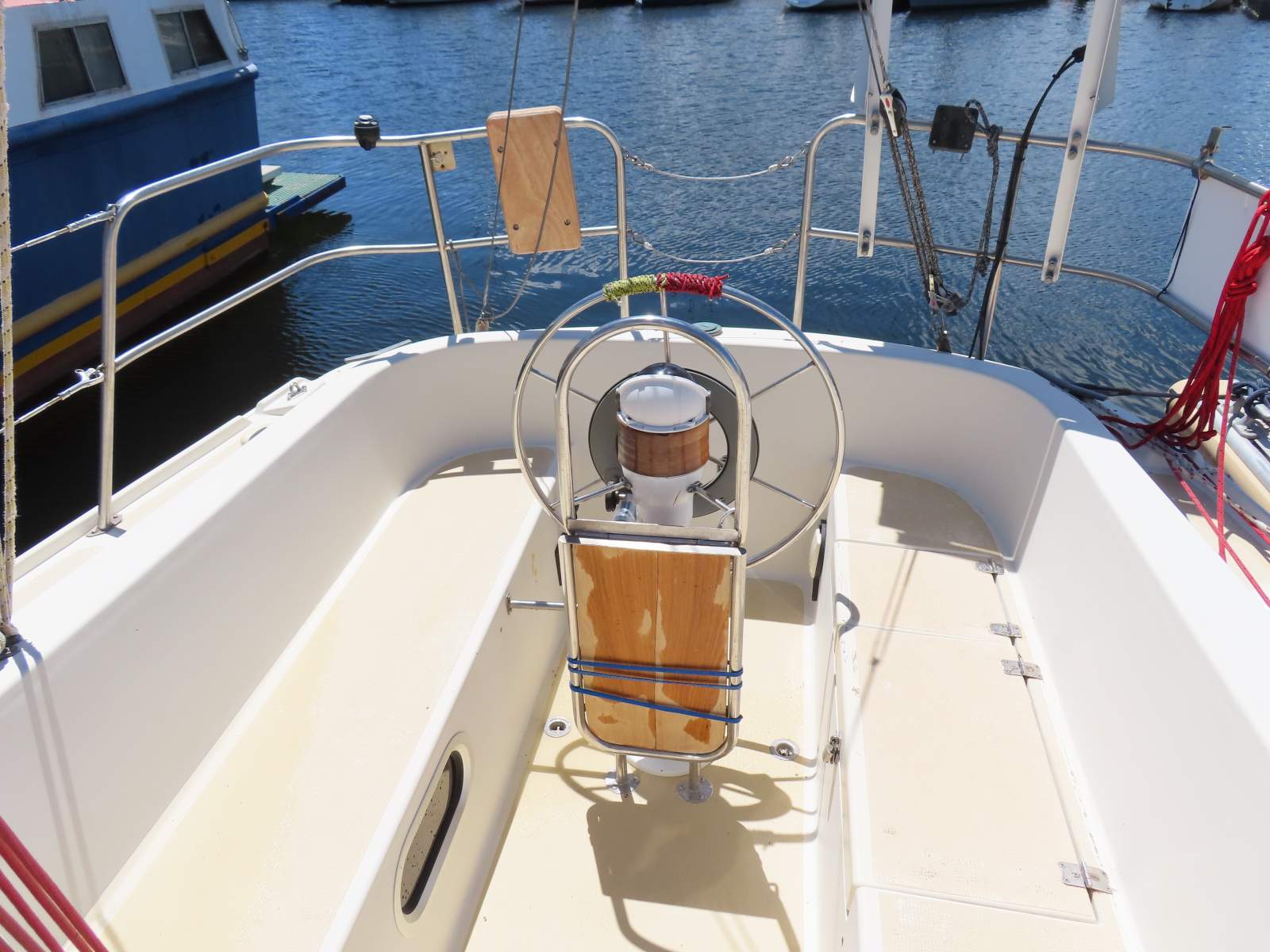 Traditional 30 EXTENSIVELY UPGRADED, IMPRESSIVE CRUISER/RACER! For Sale ...