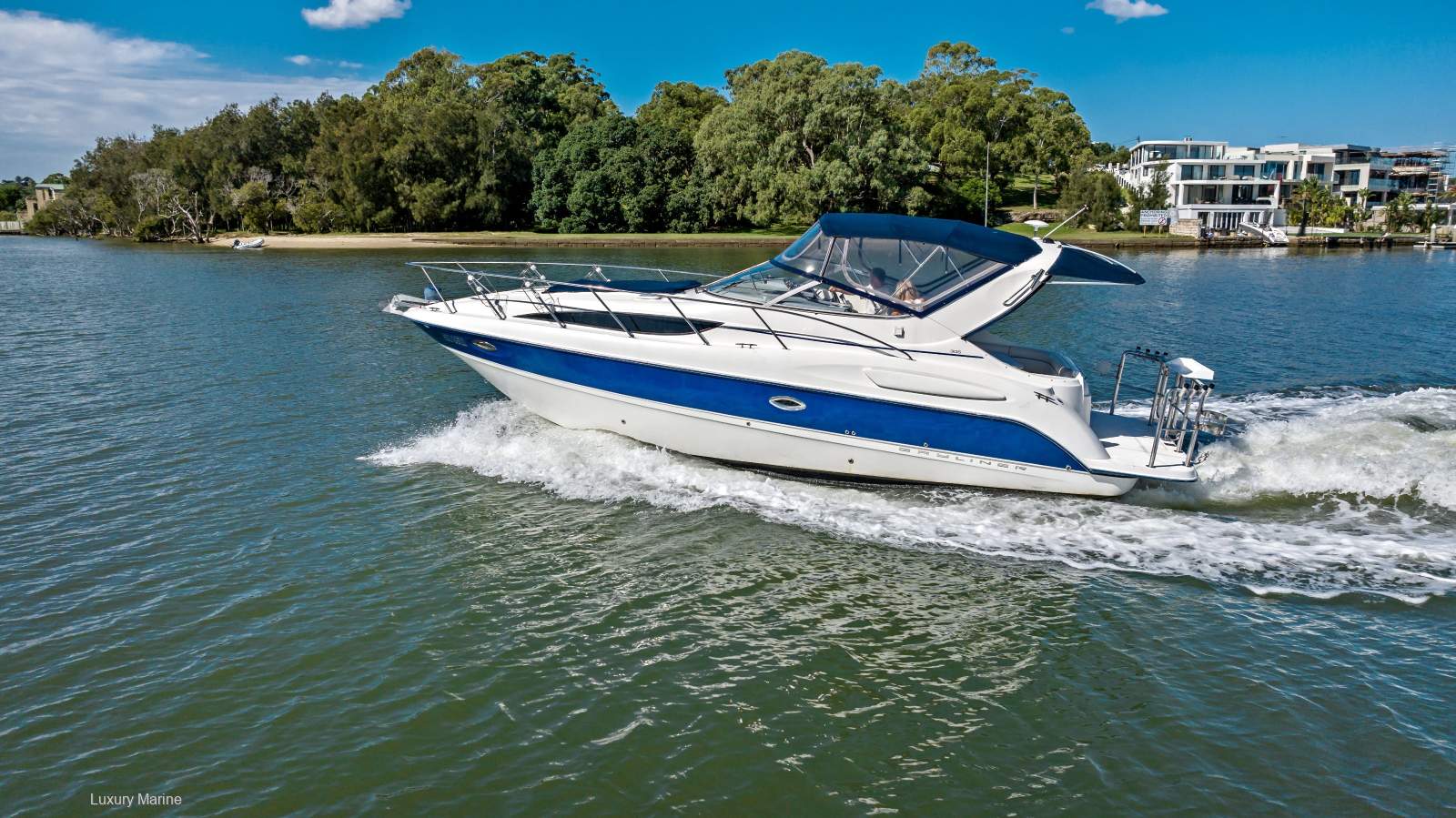 Bayliner 305