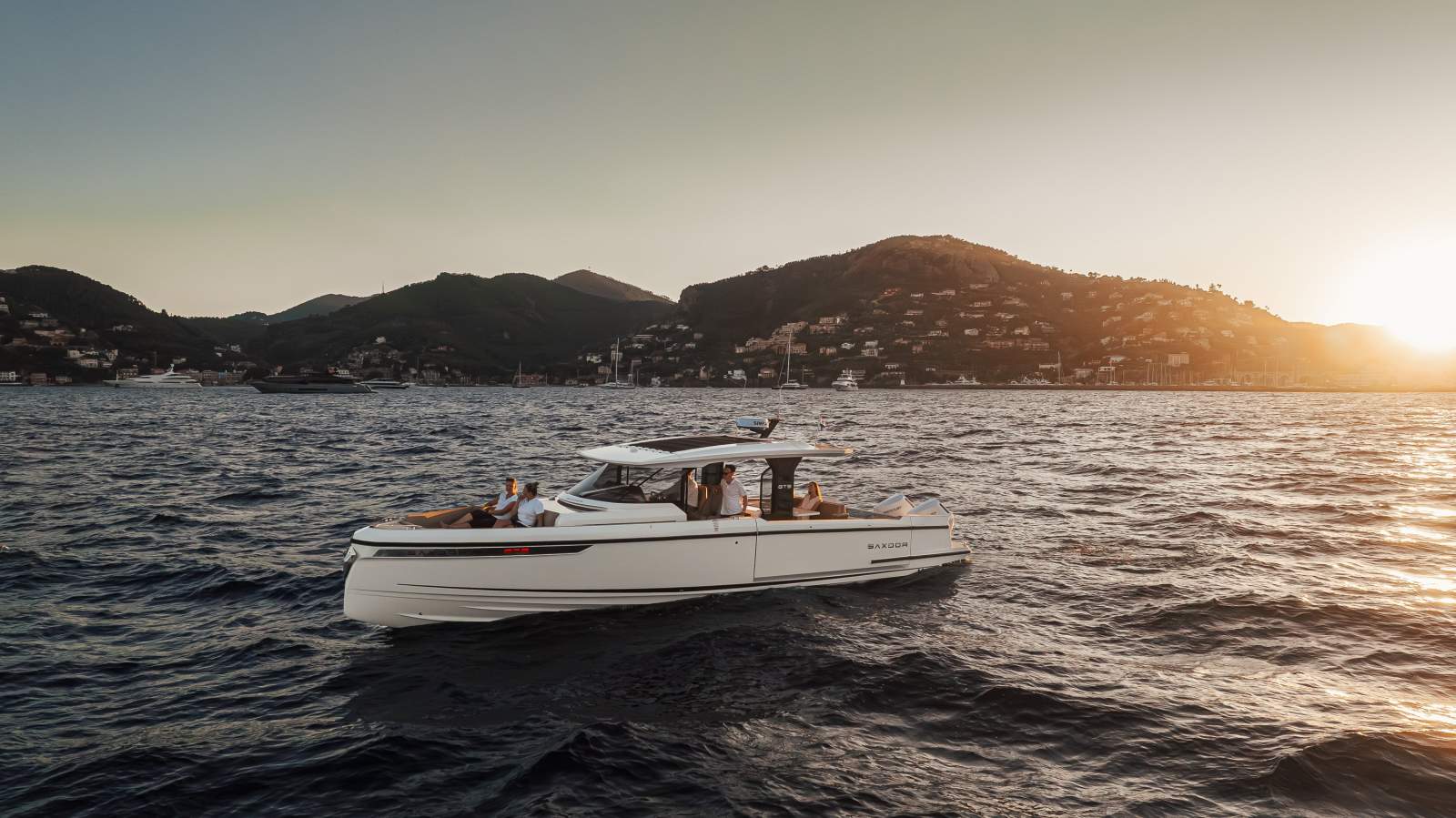 Saxdor Yachts 400 GTS