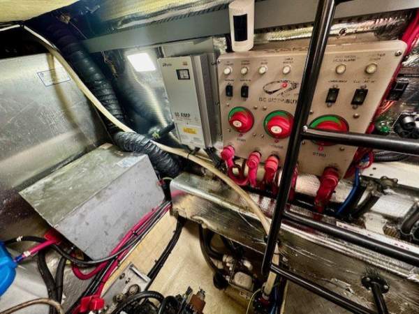 Off Site Regal 4460 Sports Cruiser Boat Brokers of Tasmania