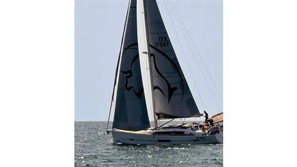 Dufour Grand Large 512