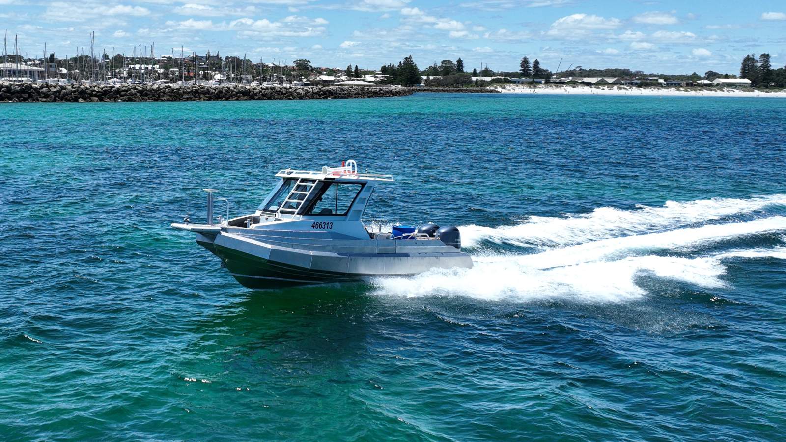 Saltwater Commercial Boats 6.6m Hard Collar