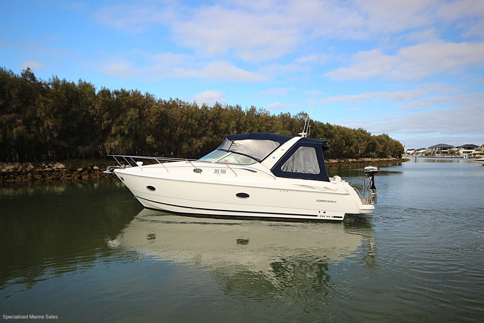 Sunrunner 3100 Sport Cruiser *** THIS IS THE ONE *** $92,000 ***