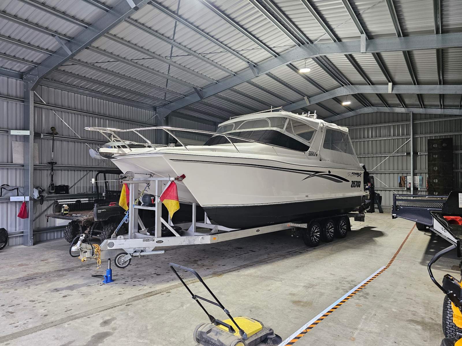 Powercat 3000 Sports Cabriolet 2023 Venturer Tri axle Aluminium trailer