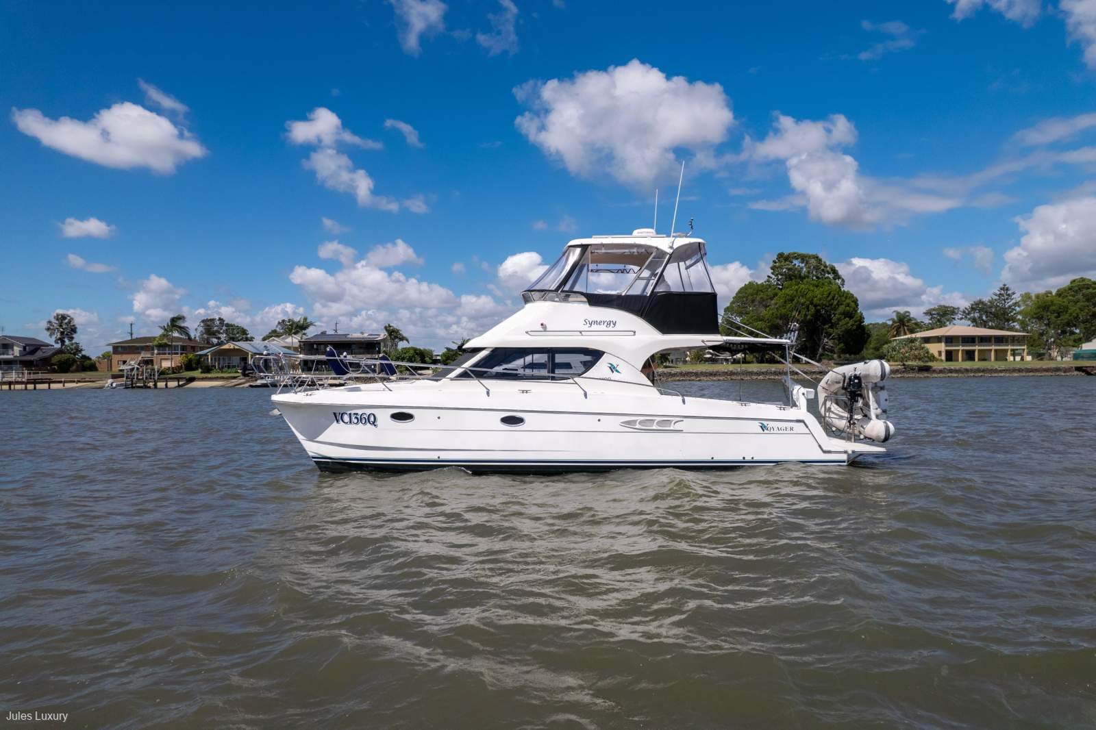 Voyager Discovery V1100 2008