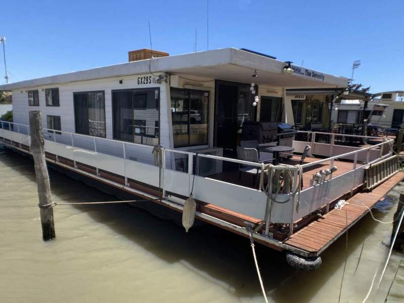 "Ahhh... The Serenity" 3 x Bed 1 x Bath, Houseboat.