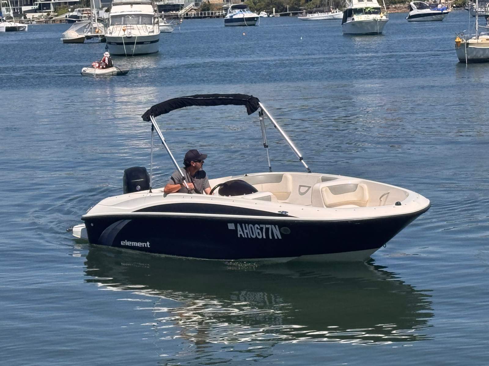 Bayliner Element E16