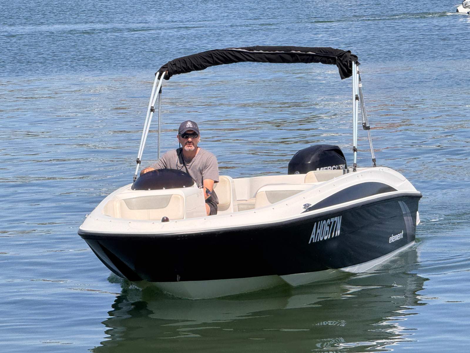Bayliner Element E16