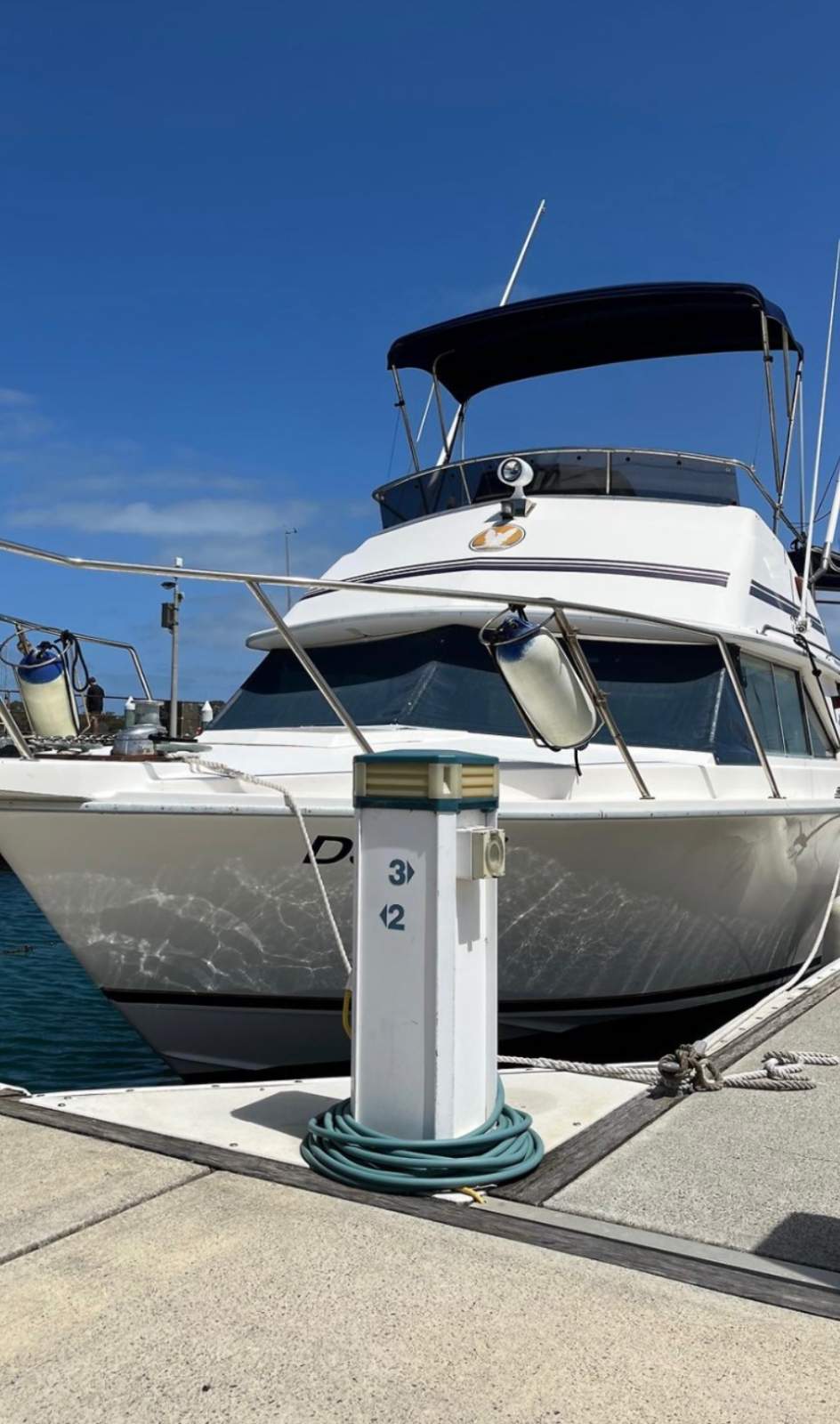 Bertram 28 Flybridge