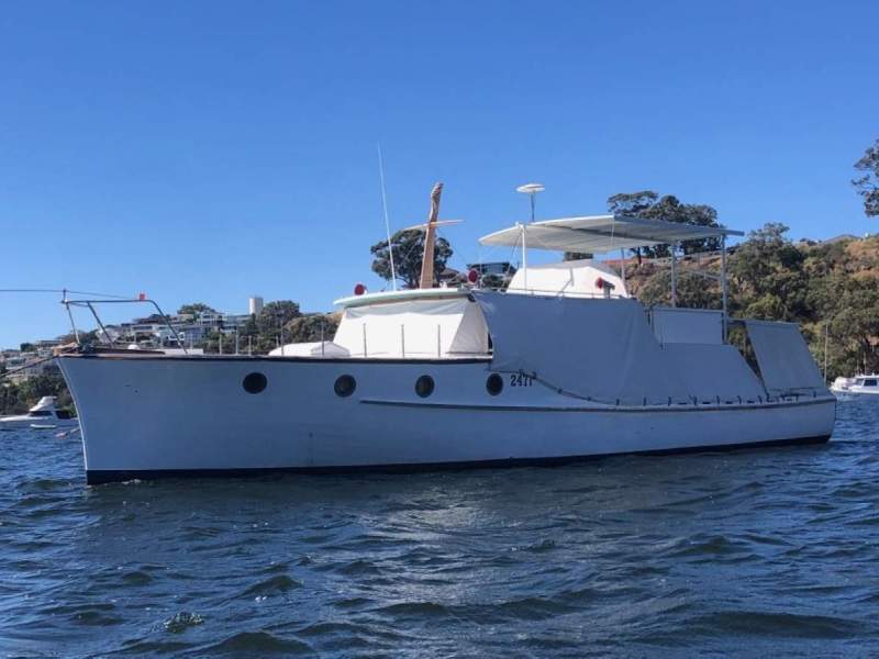 Lawrence Motor Cruiser "WINNILYA "W. S Lawrence