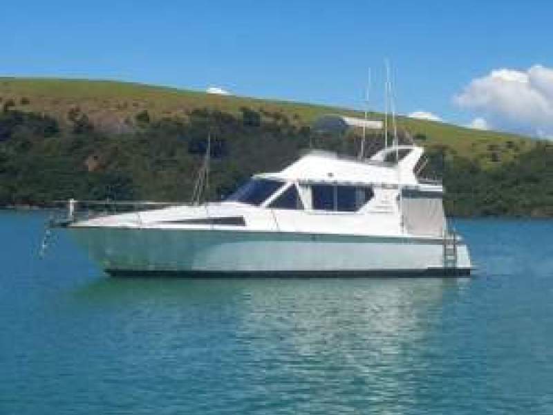 Tempest Launch with Flybridge - a well equipped cruiser!