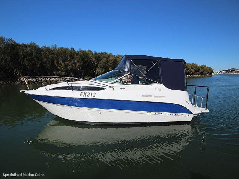 Bayliner 245 Ciera *** POCKET ROCKET FAMILY CRUISER *** $ 57,500 ***