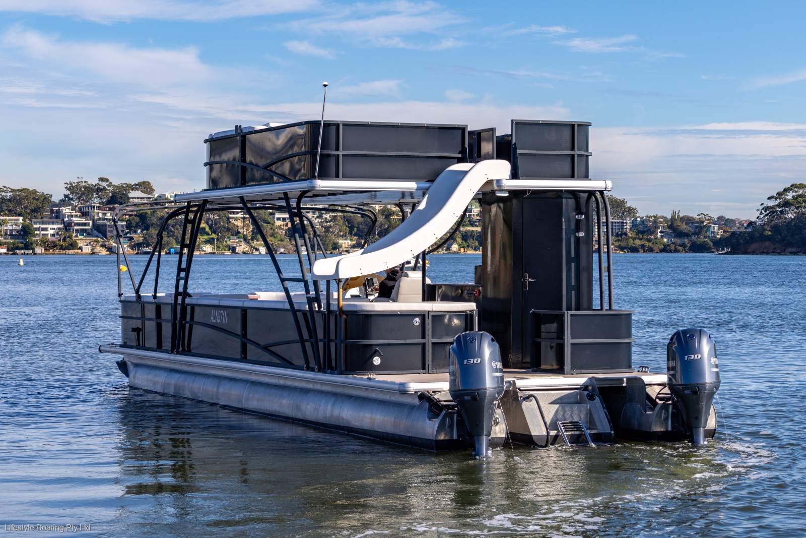 Party Pontoon With Slide