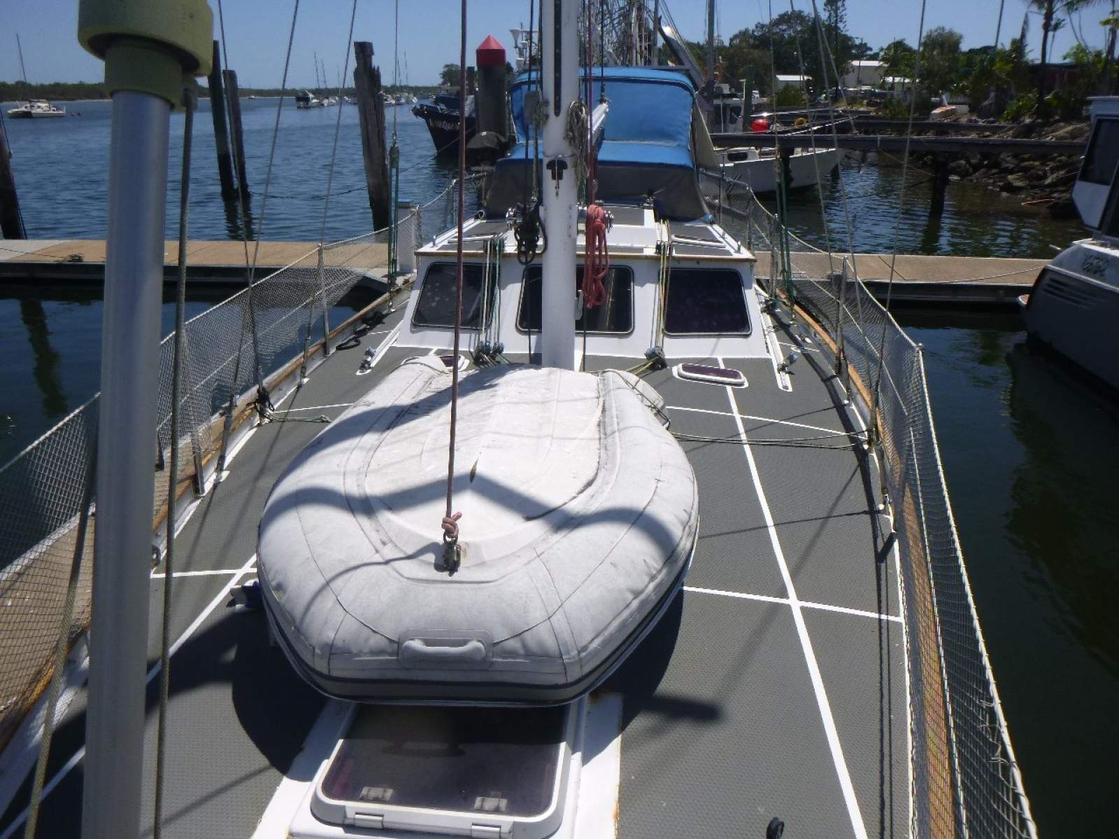 Roberts 44 Offshore