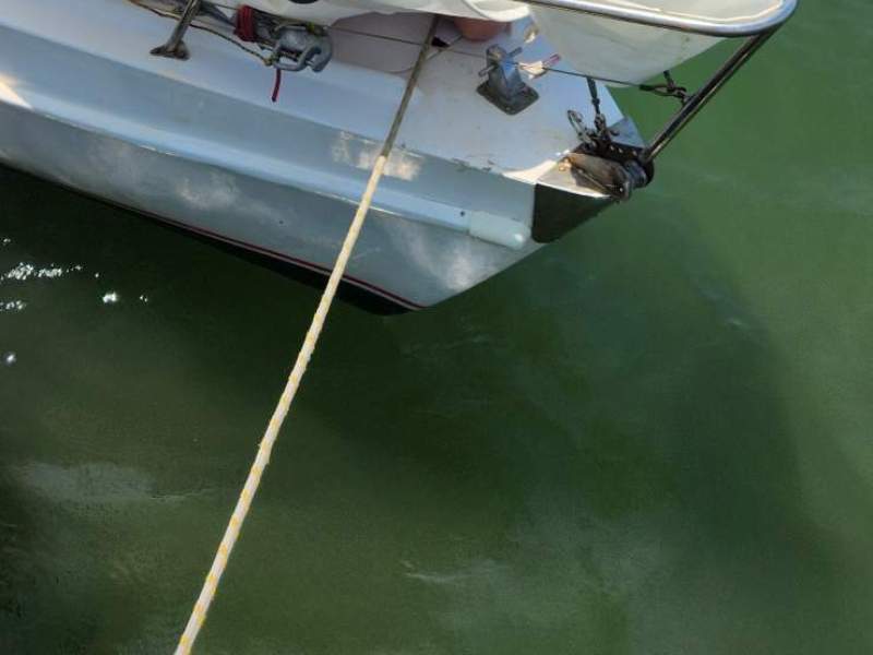 Hood 23 Shoal Draft Pop top and lifting centerboard