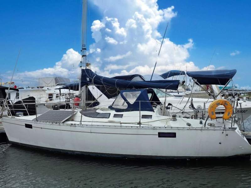 Beneteau Oceanis 35 for sale