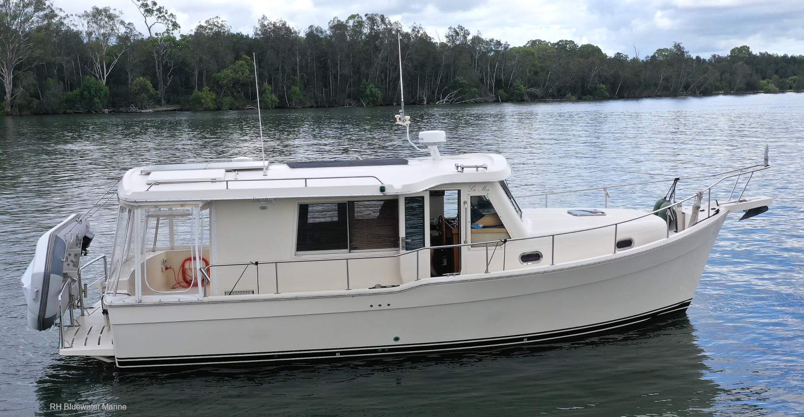 Mainship 340 Trawler