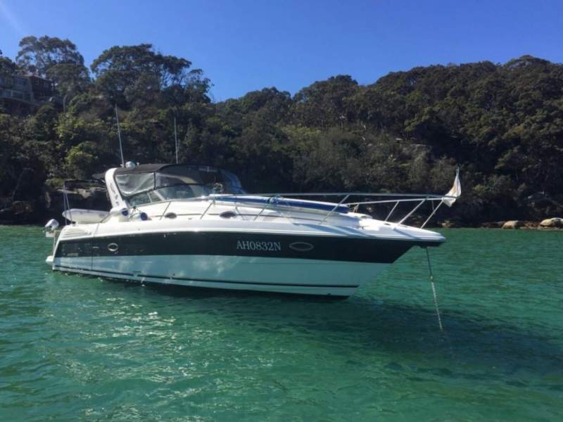 Mustang 3800 Sportcruiser - Extremely Low Engine Hours