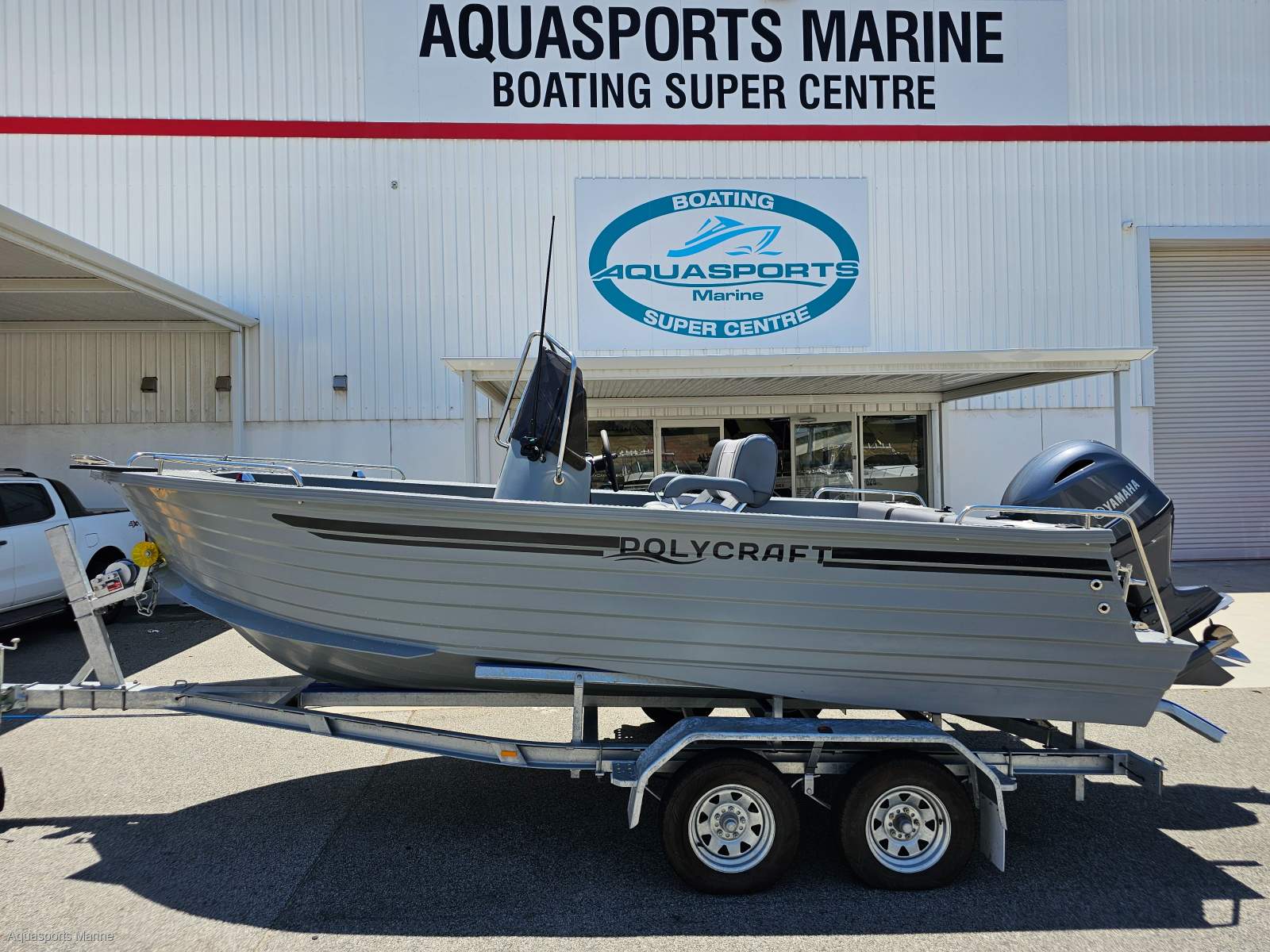 New Polycraft 5.30 Warrior Centre Console