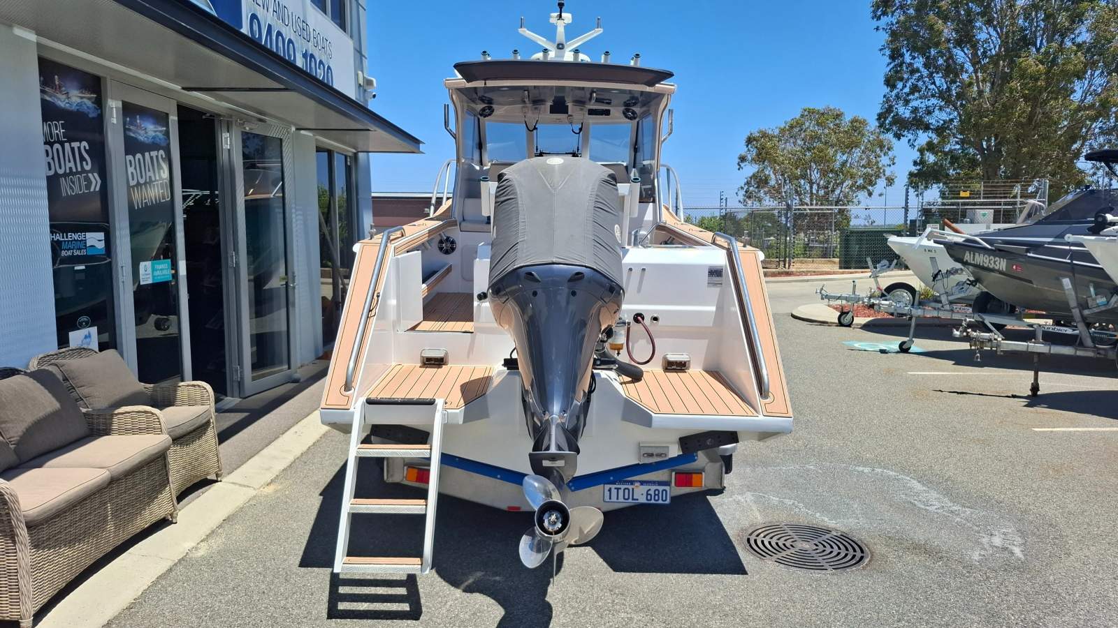 Razerline 8500 Olympian With Yamaha 350HP V8