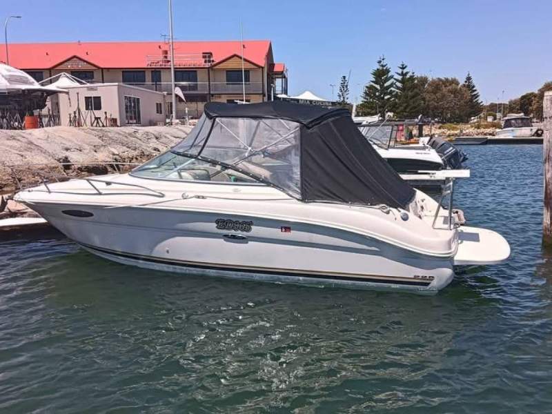 Sea Ray 225 Weekender With Hillarys Rack Storage Until May 2026